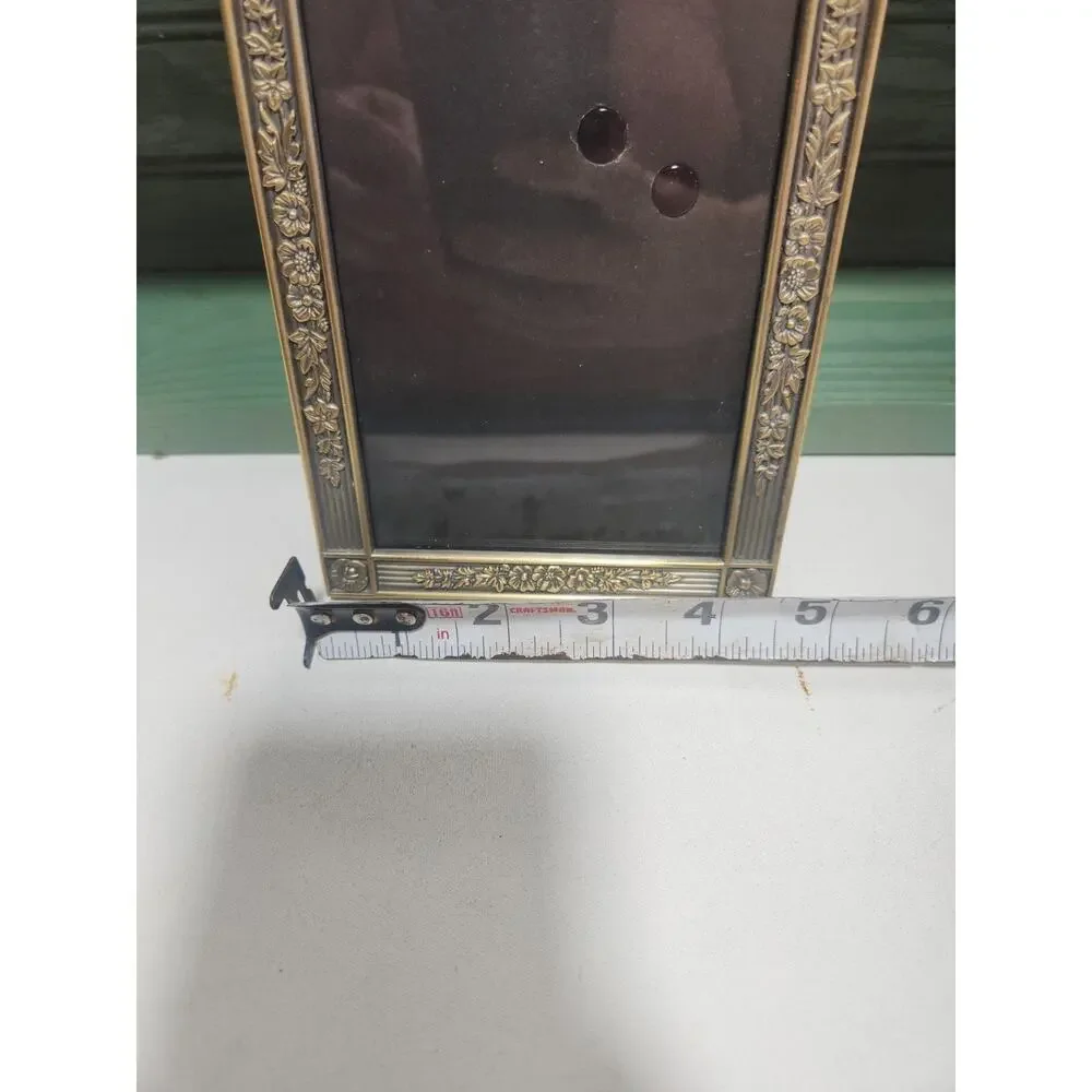Vintage Brass Tone Floral Metal 5x7 Picture Frame Ornate Tabletop Wall Hanging